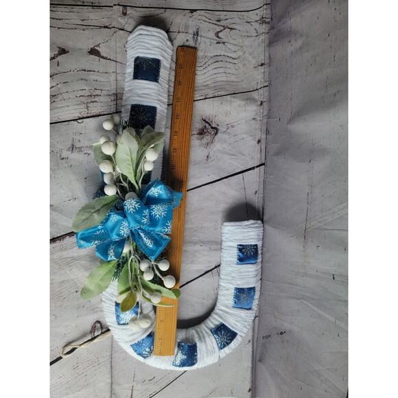 Blue Snowflake Candycane Wreath Handmade With Green Embelishment READ - Picture 8 of 8